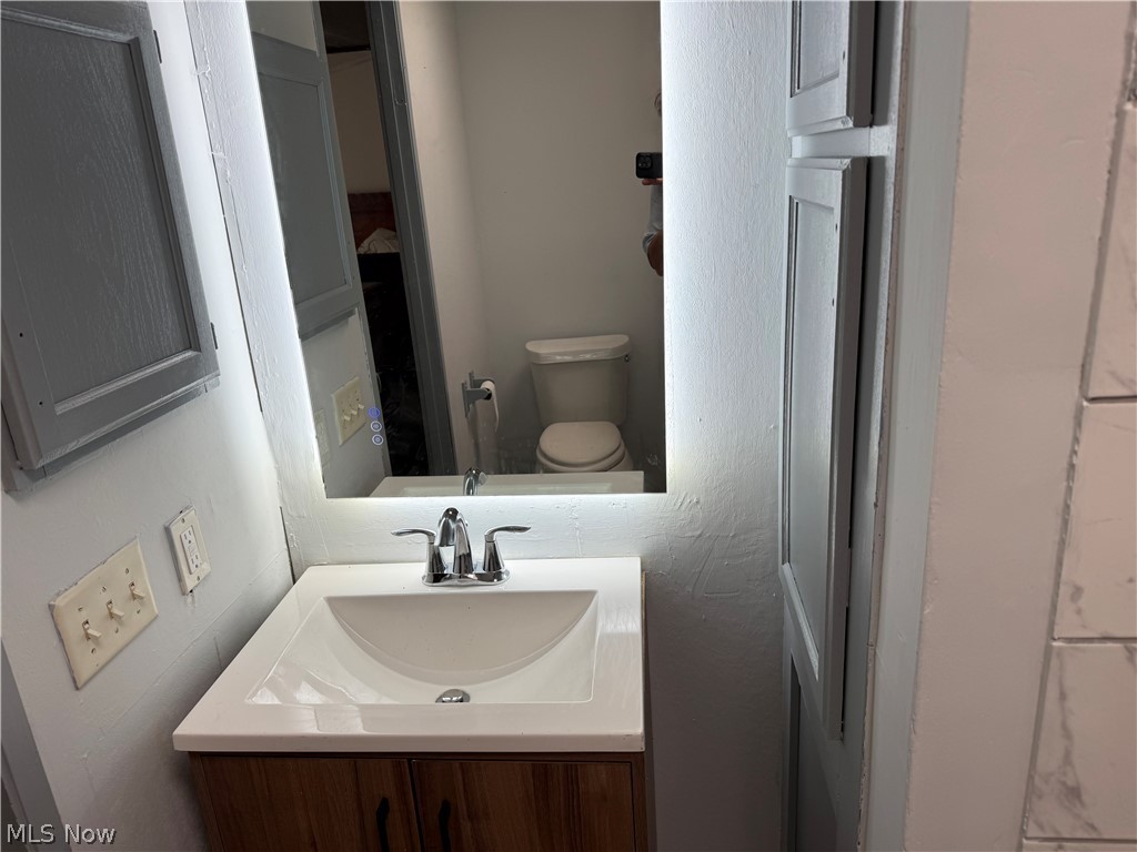 202 Connecticut Drive 202 Property Photo 10