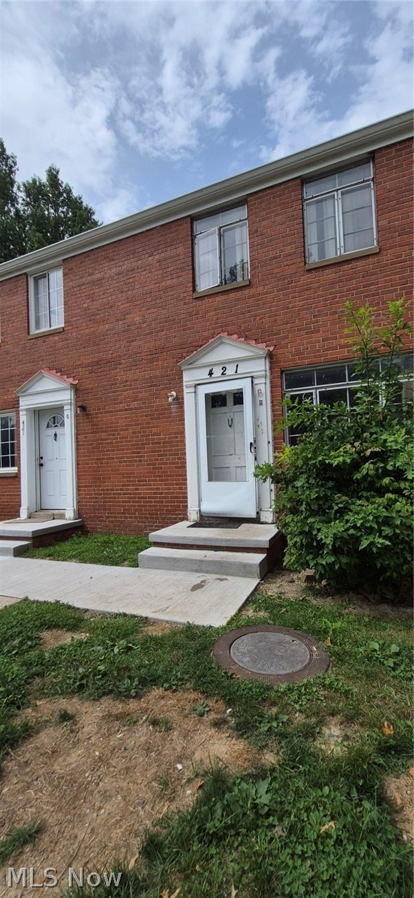 421 Kenwood Drive H1