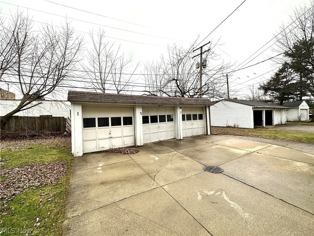 1478 Genesee Road Property Photo 2