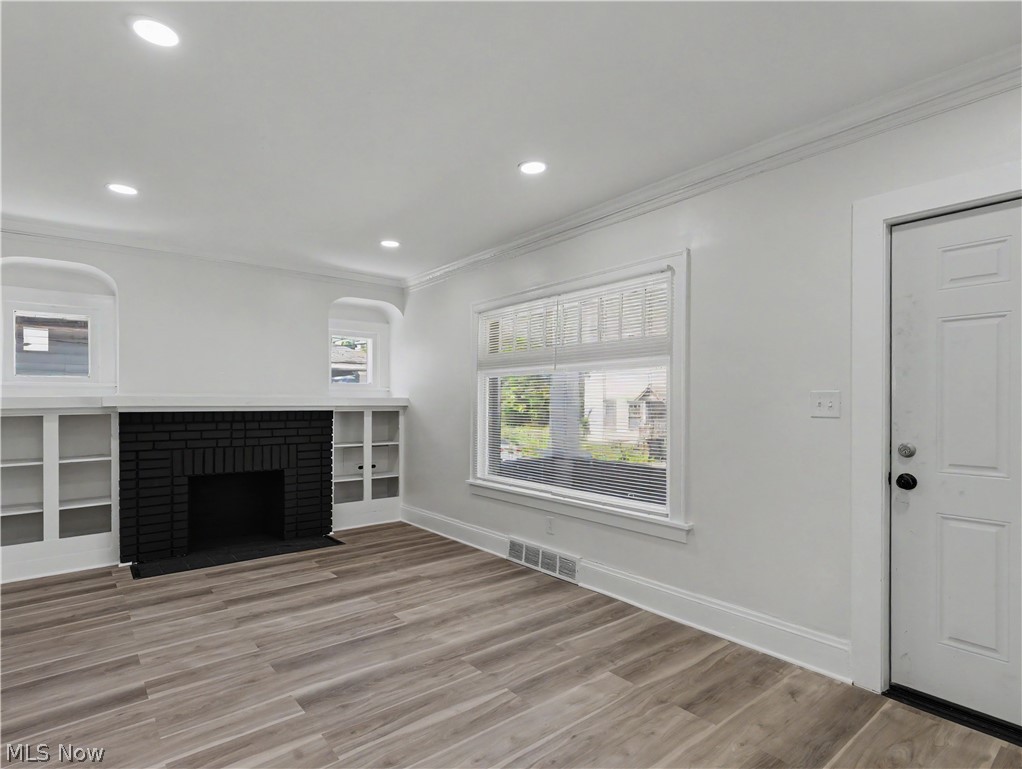 10316 Way Avenue Property Photo 6