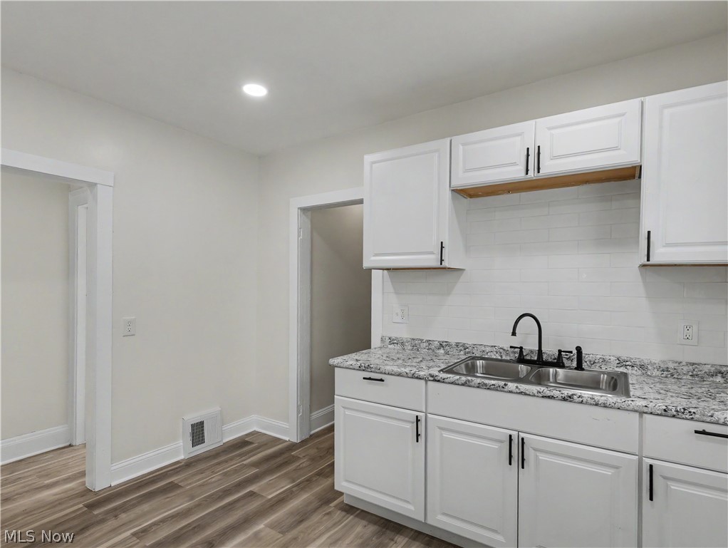 10316 Way Avenue Property Photo 10