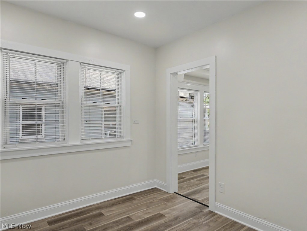 10316 Way Avenue Property Photo 12