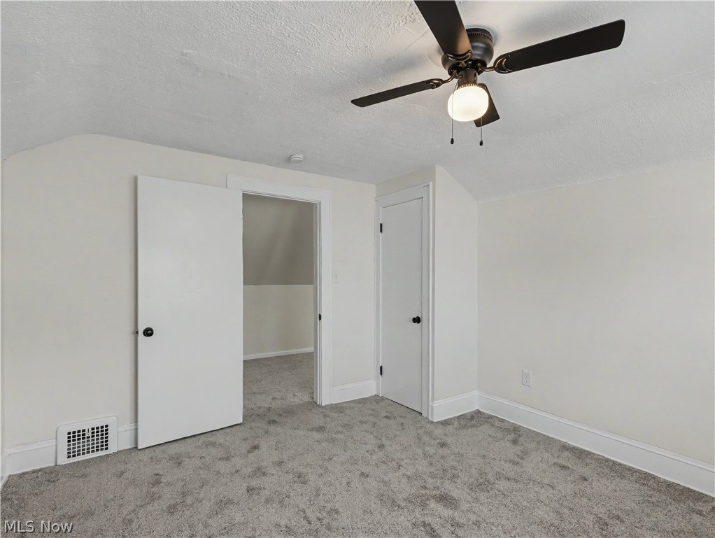 10316 Way Avenue Property Photo 22