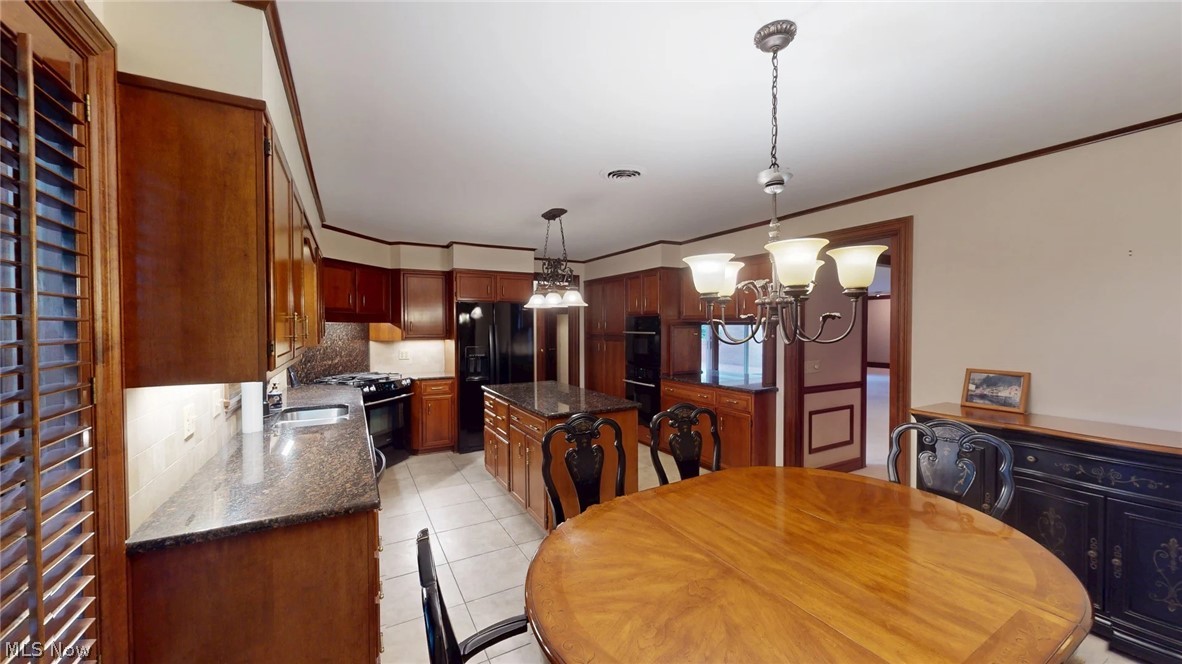 1711 Willow Drive Property Photo 7