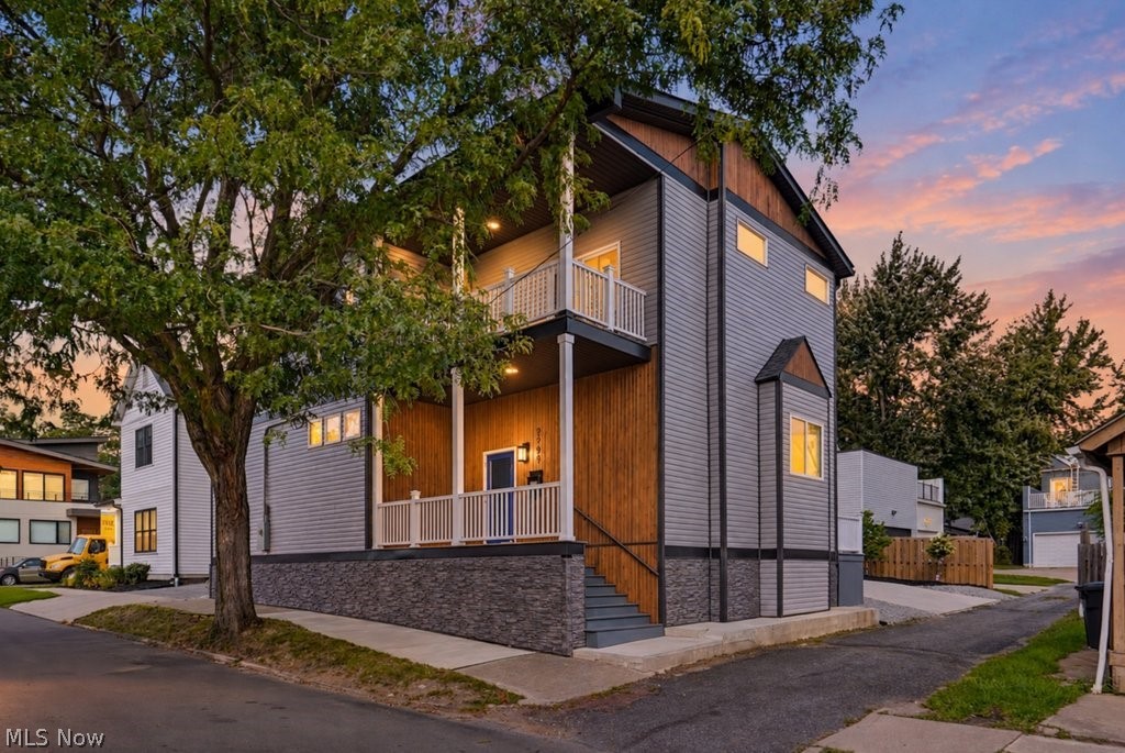 2900 York Avenue Property Photo