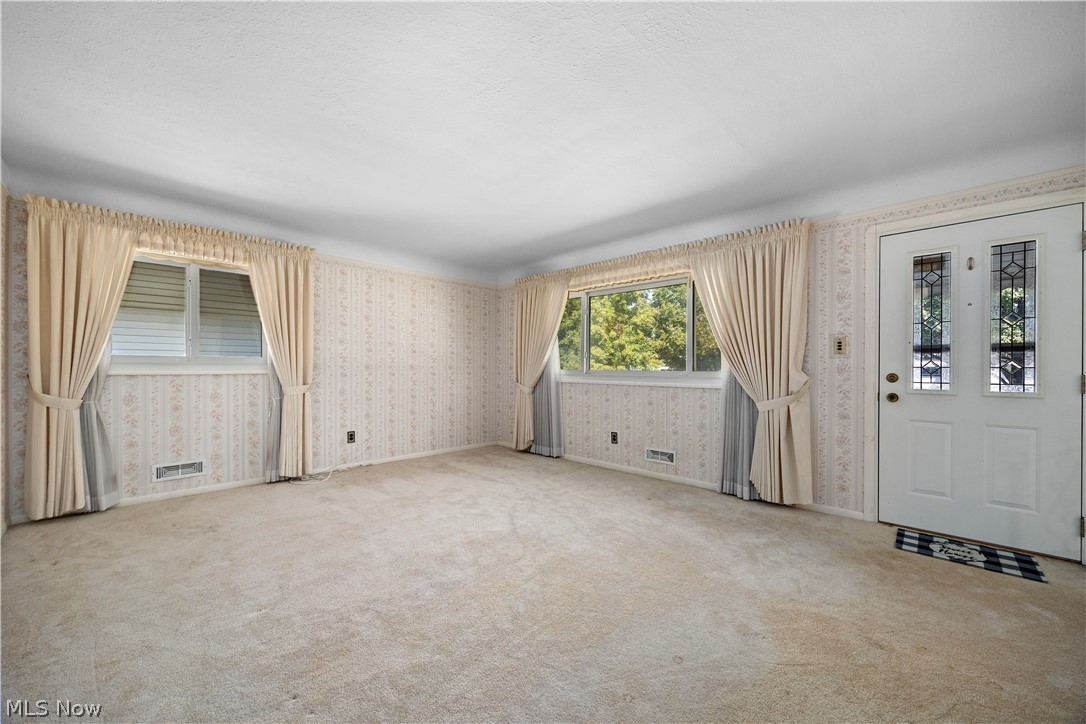 3331 Stanfield Drive Property Photo 3