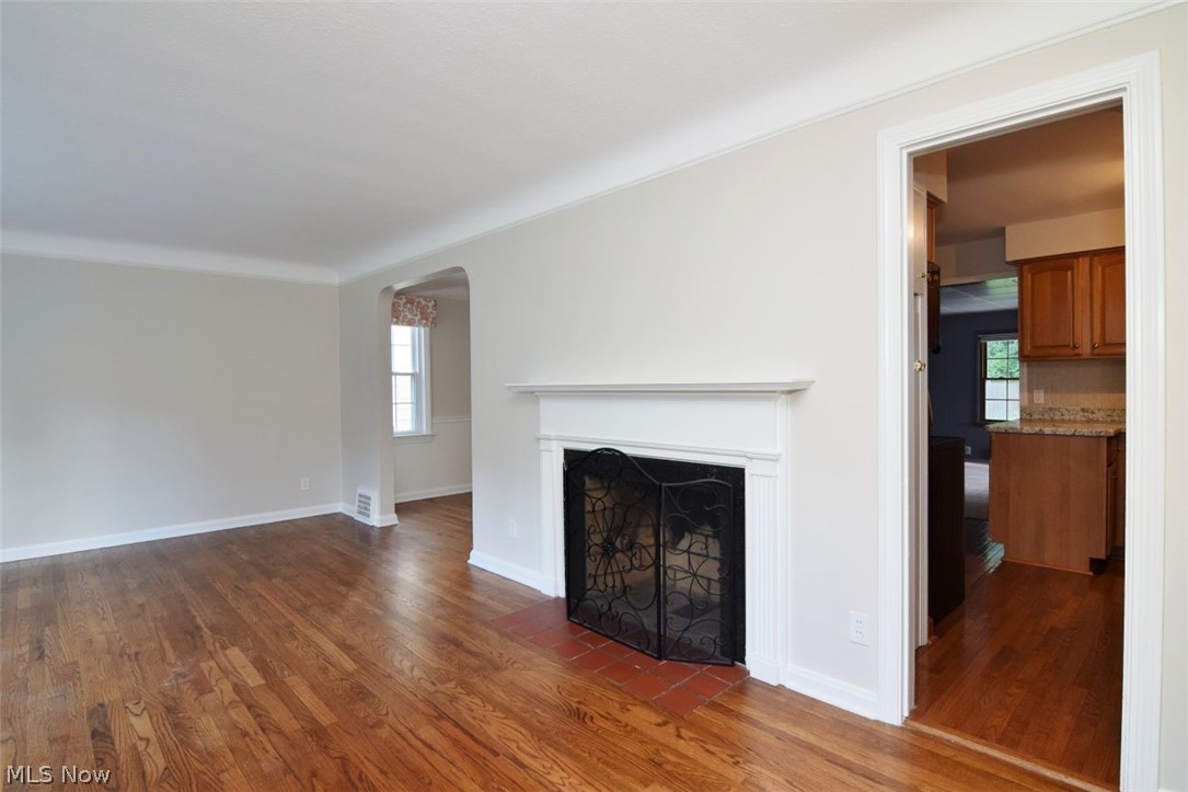 5284 Edenhurst Road Property Photo 6