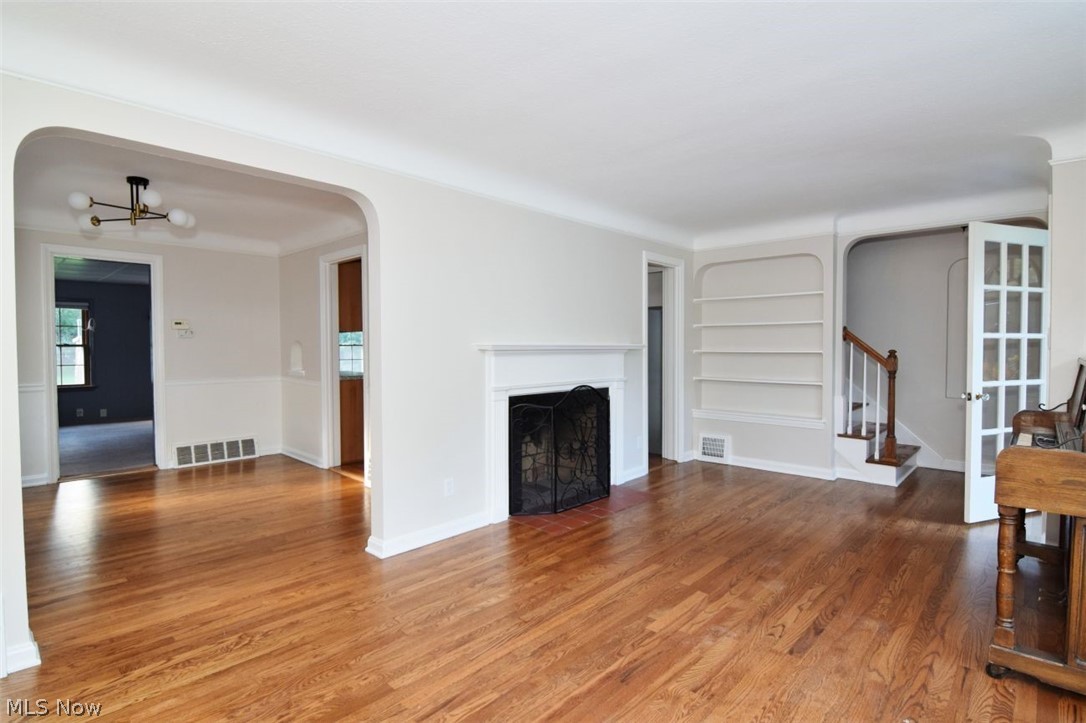 5284 Edenhurst Road Property Photo 9