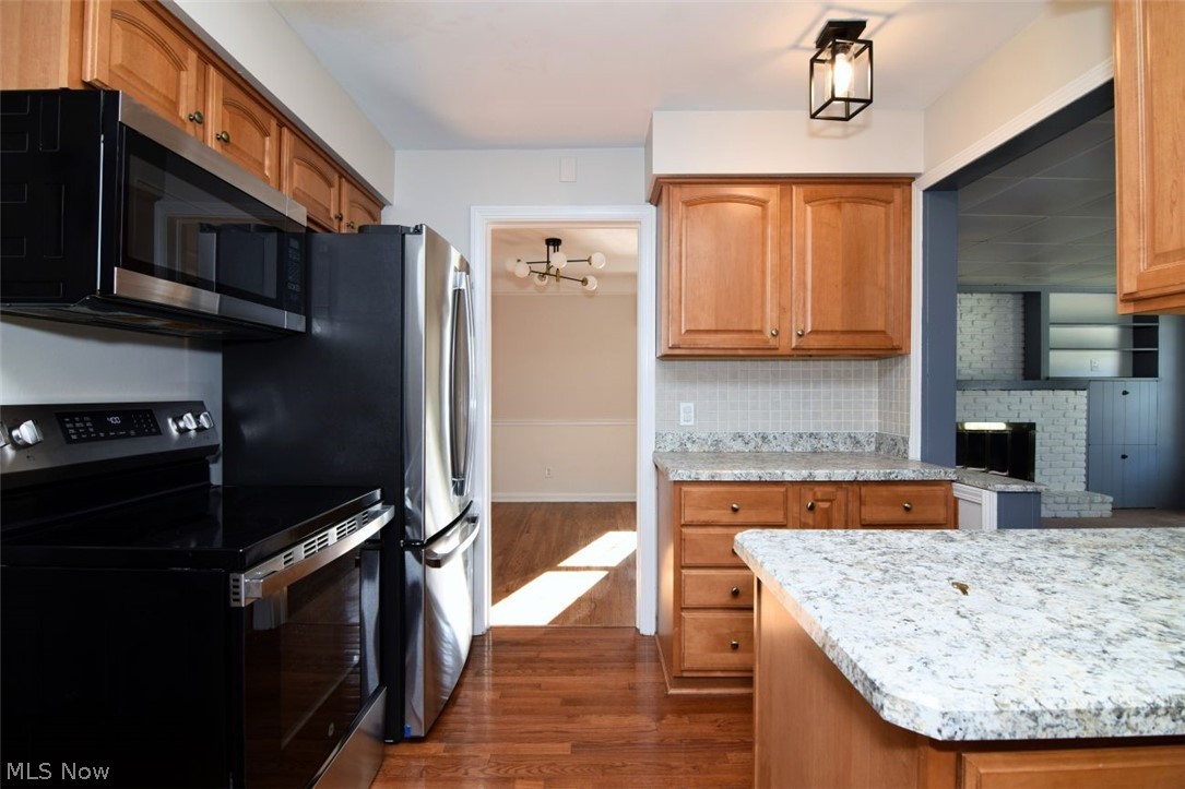 5284 Edenhurst Road Property Photo 18