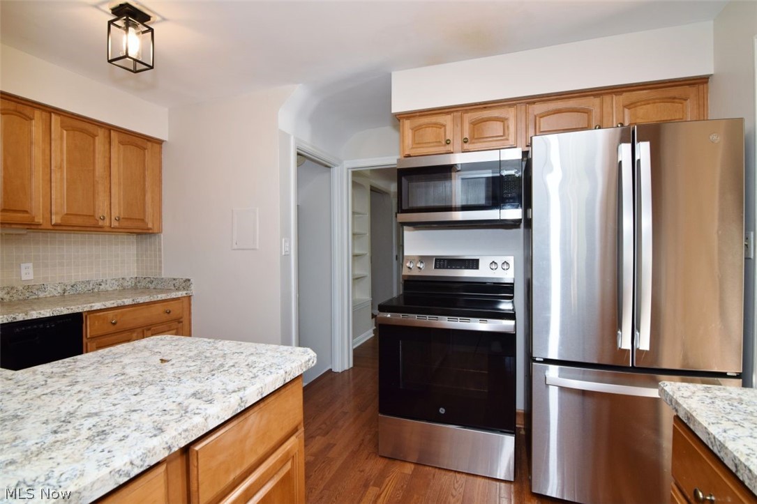 5284 Edenhurst Road Property Photo 19