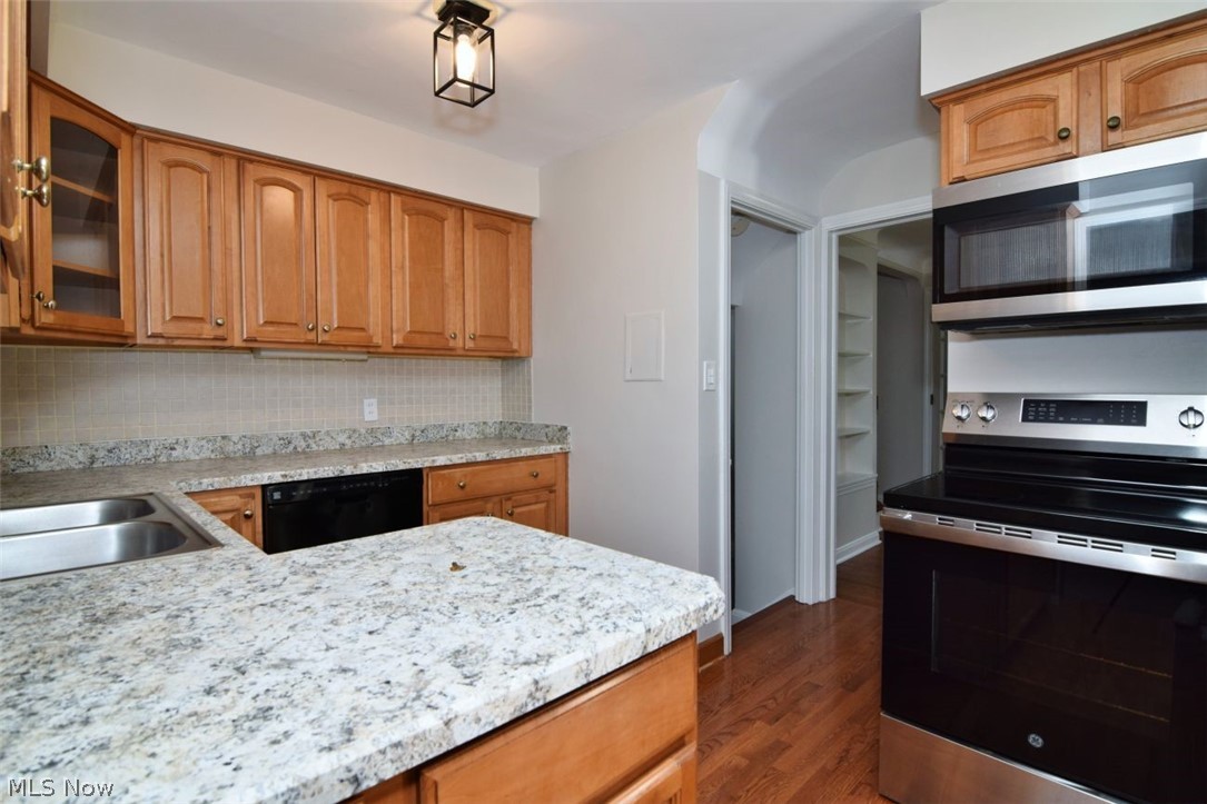 5284 Edenhurst Road Property Photo 20
