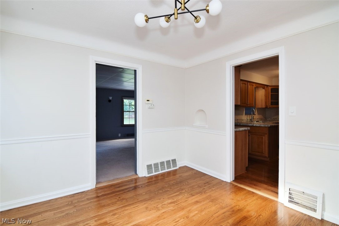 5284 Edenhurst Road Property Photo 21