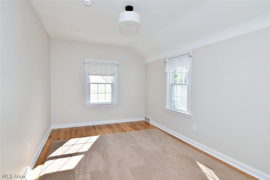 5284 Edenhurst Road Property Photo 35