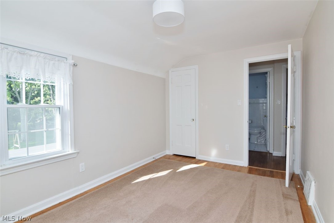 5284 Edenhurst Road Property Photo 36