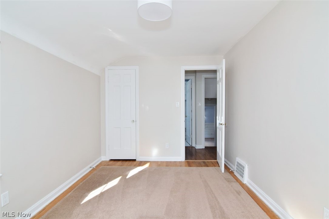 5284 Edenhurst Road Property Photo 37