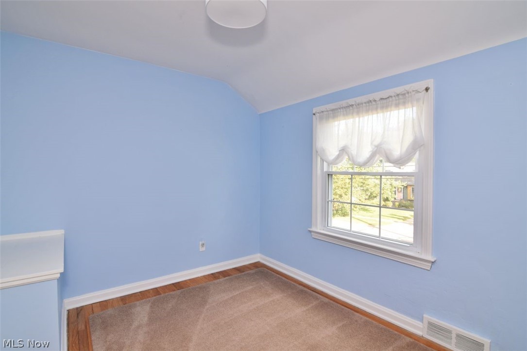 5284 Edenhurst Road Property Photo 40