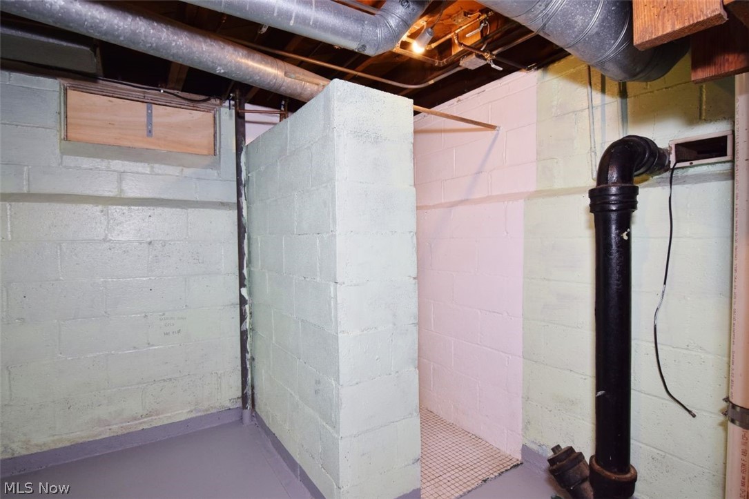 5284 Edenhurst Road Property Photo 44