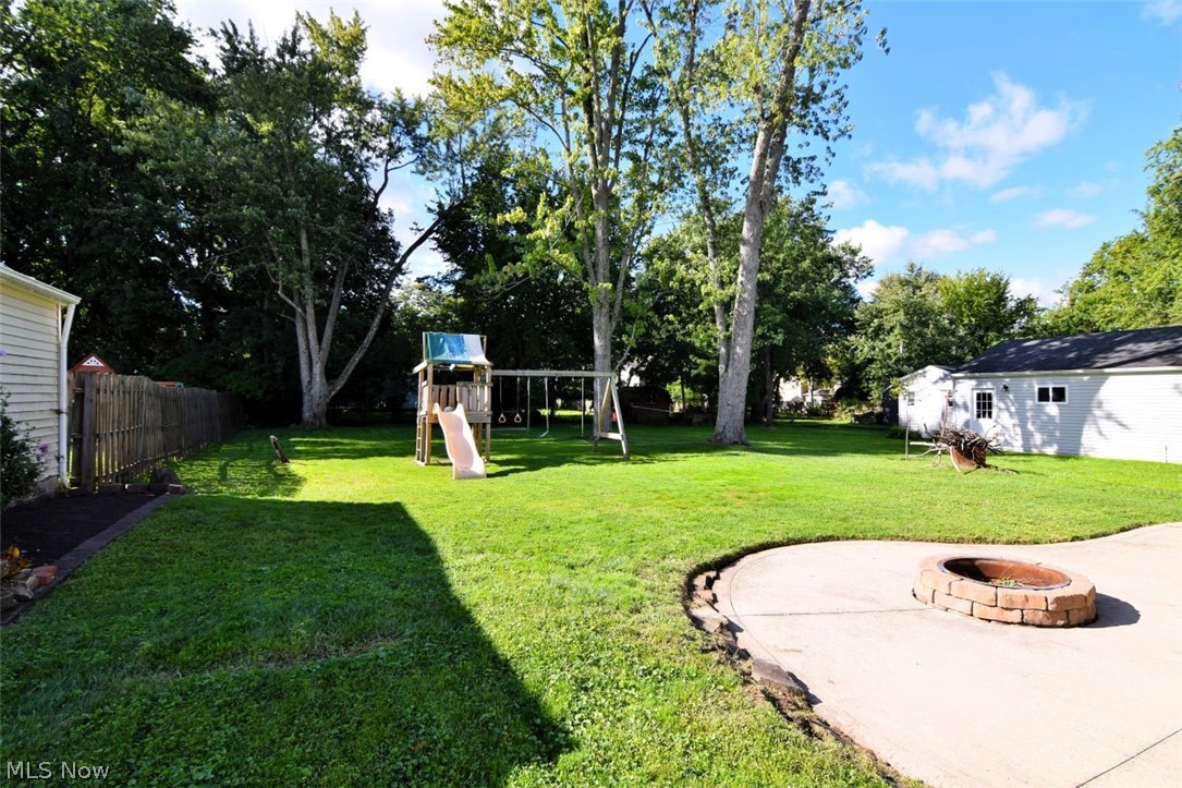 5284 Edenhurst Road Property Photo 45
