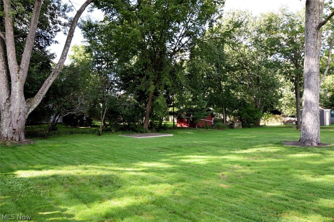 5284 Edenhurst Road Property Photo 47