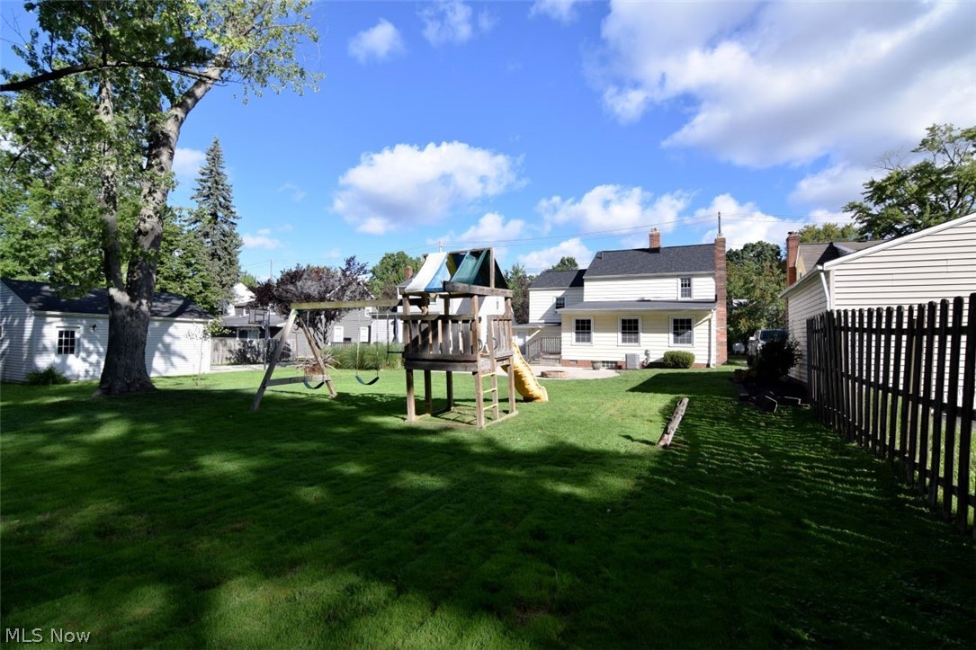 5284 Edenhurst Road Property Photo 48