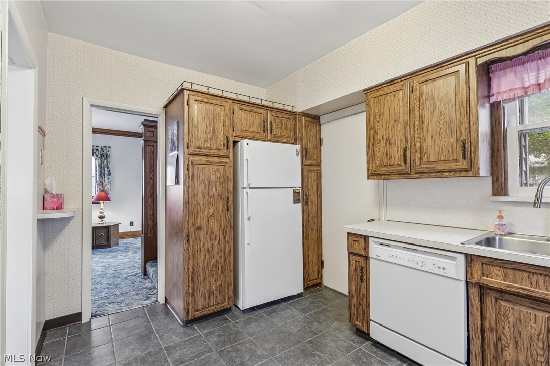 989 Amelia Avenue Property Photo 11