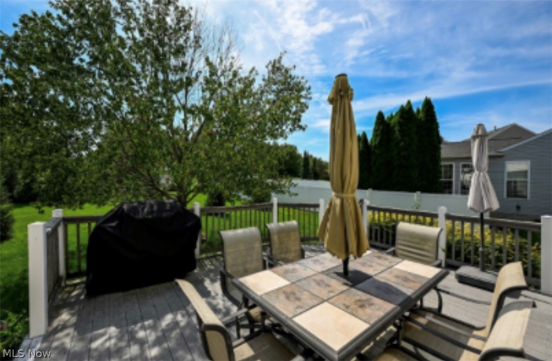 4728 Wilshire Drive Property Photo 14