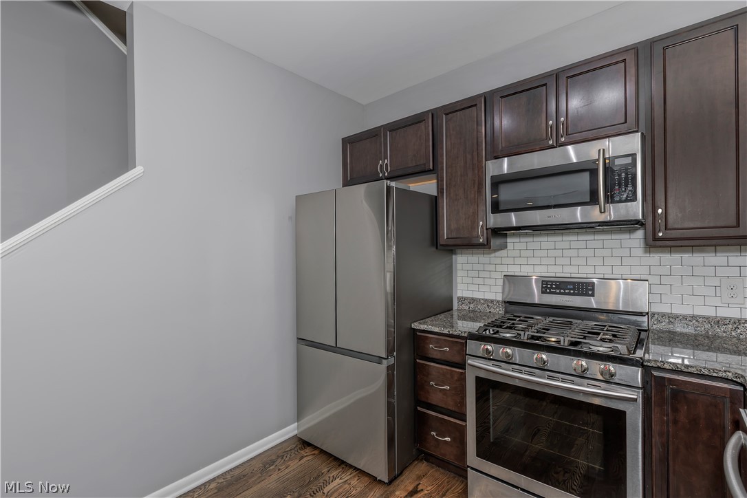 2868 W 11th Street Property Photo 17