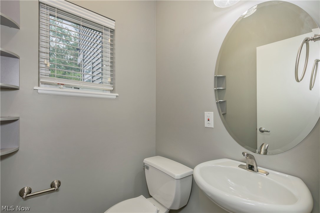 2868 W 11th Street Property Photo 18