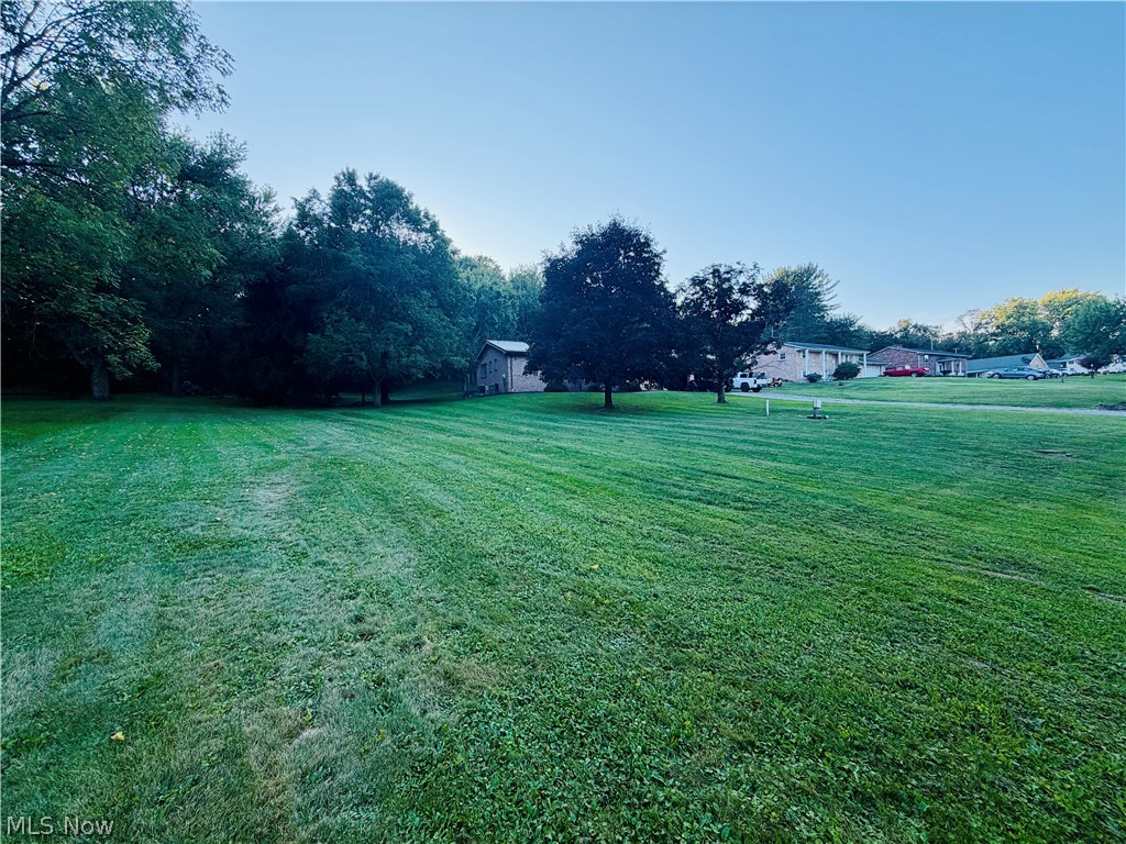 1674 Township Highway 244 Property Photo 4