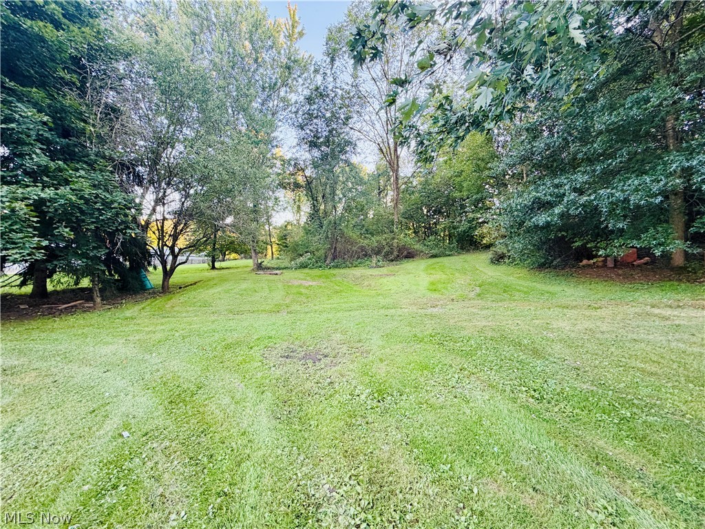 1674 Township Highway 244 Property Photo 8