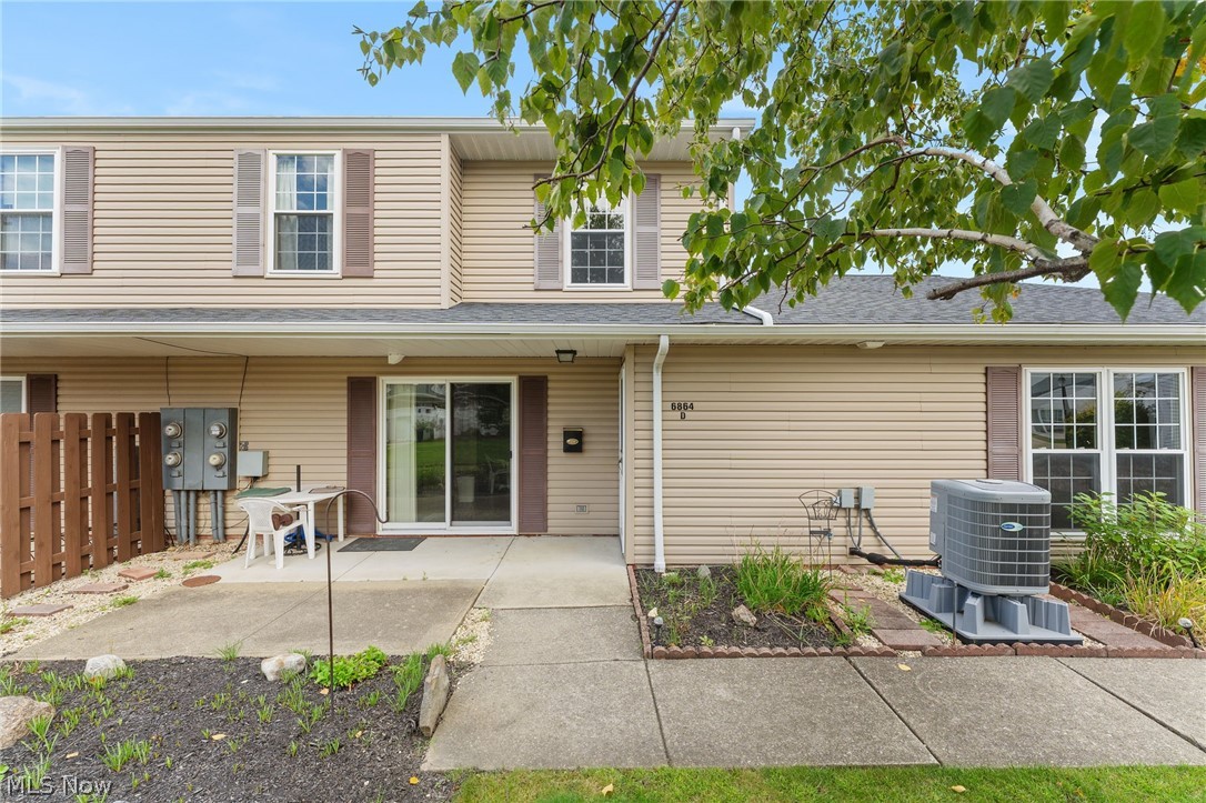 6864 Beacon Drive D Property Photo 1