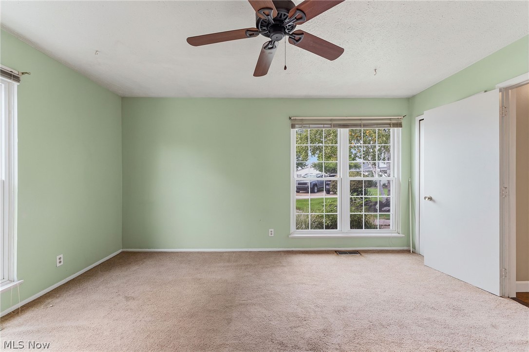 6864 Beacon Drive D Property Photo 9