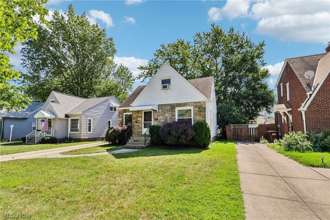 8223 Manorford Drive Property Photo 1