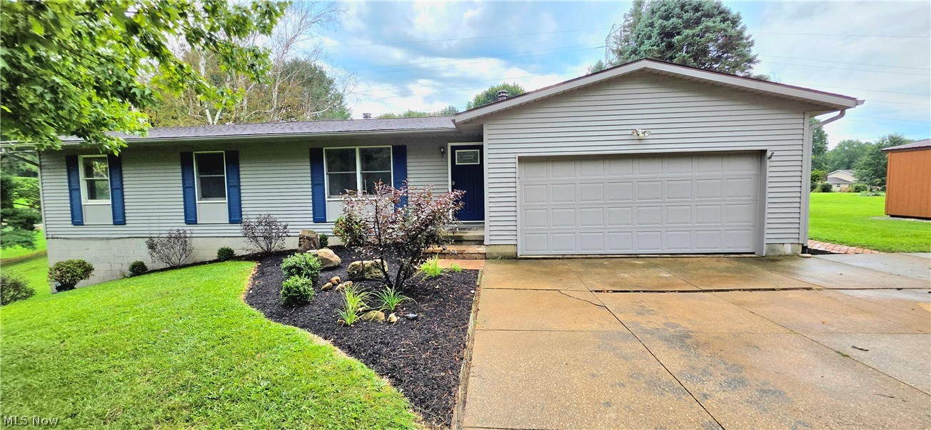 252 Saxe Road Property Photo 1