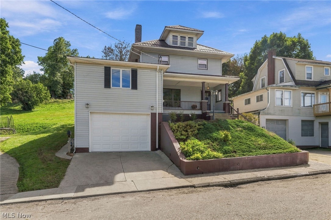 113 W 1st Street Property Photo