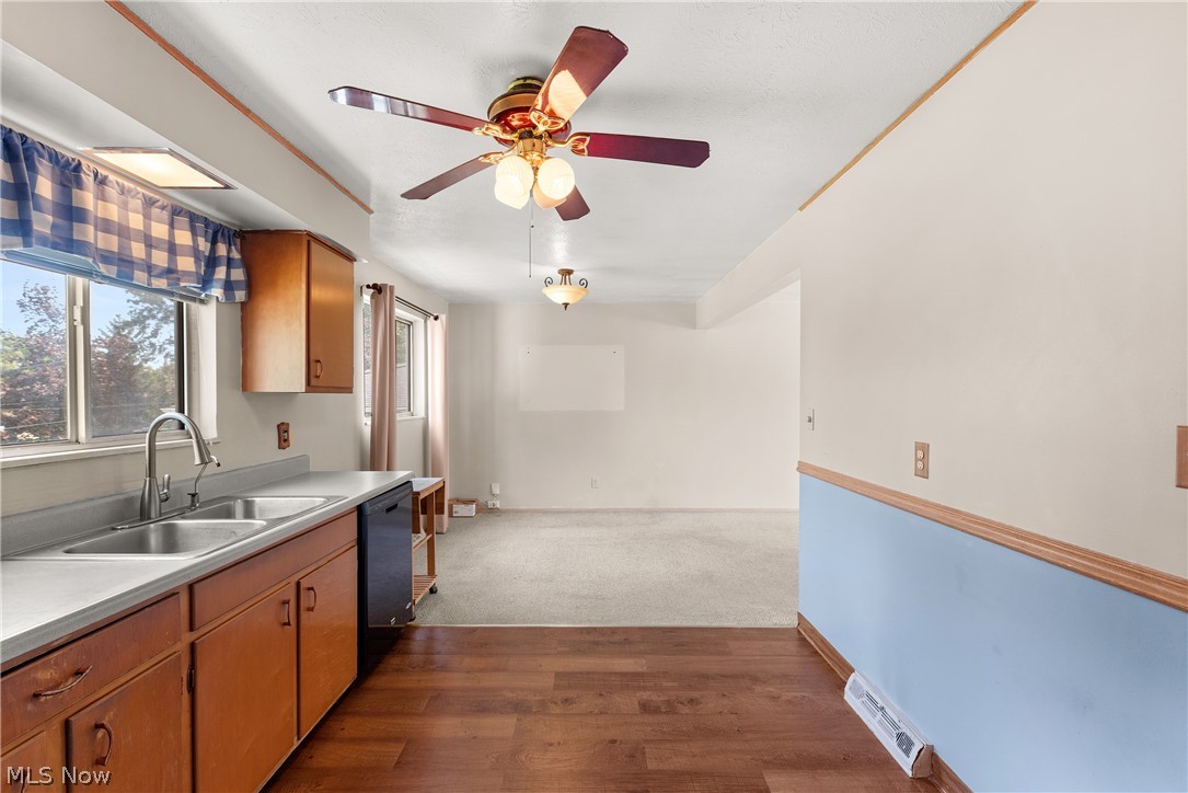 7643 Key West Drive Property Photo 13