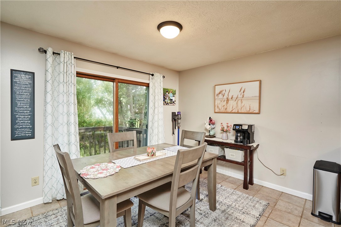 3799 Hillbrook Drive Property Photo 11