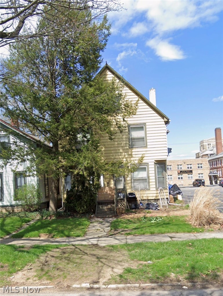 327 4th Street Property Photo 1