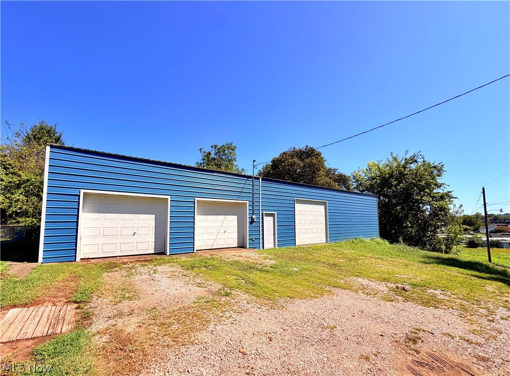 532 8th Property Photo 2