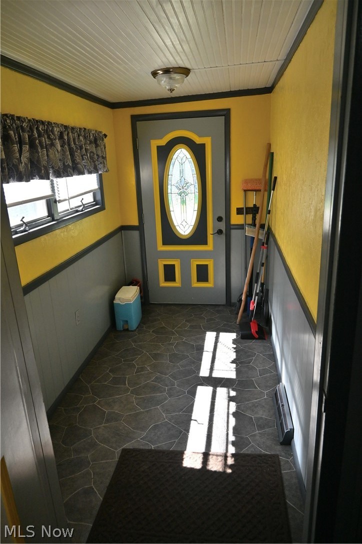842 Day Street Property Photo 4