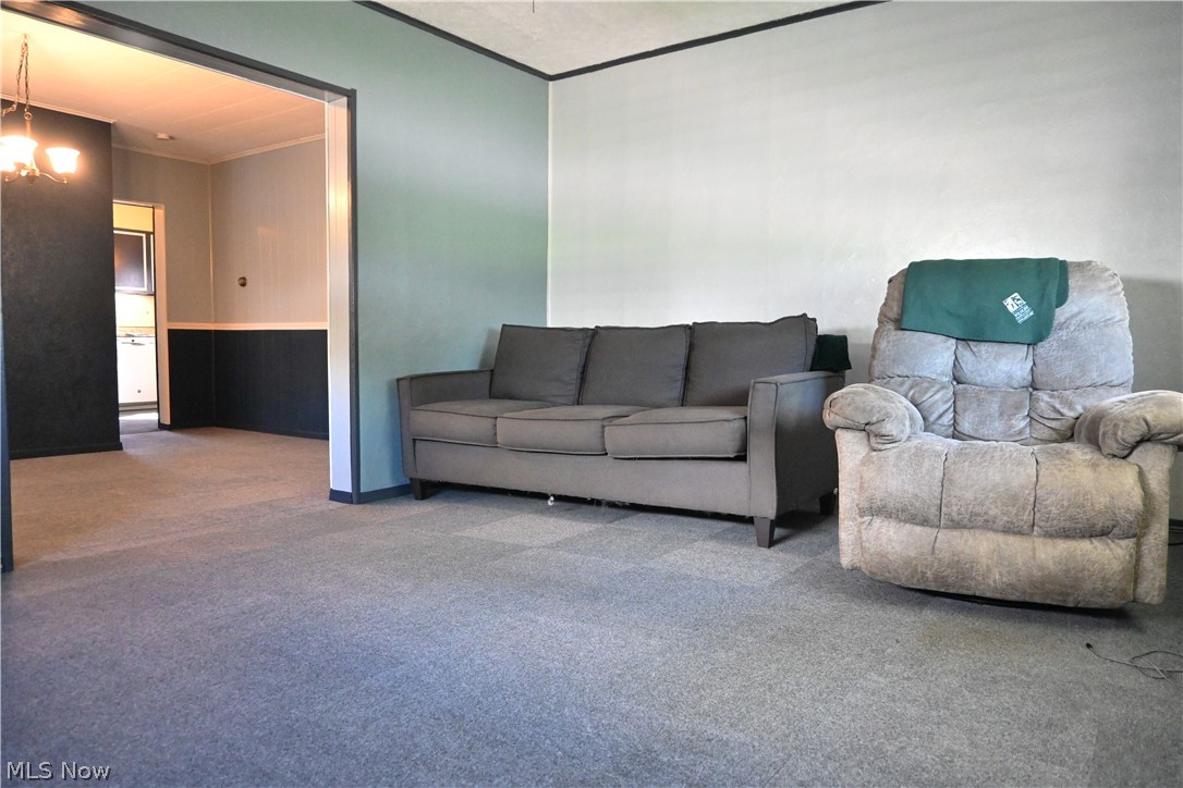 842 Day Street Property Photo 17