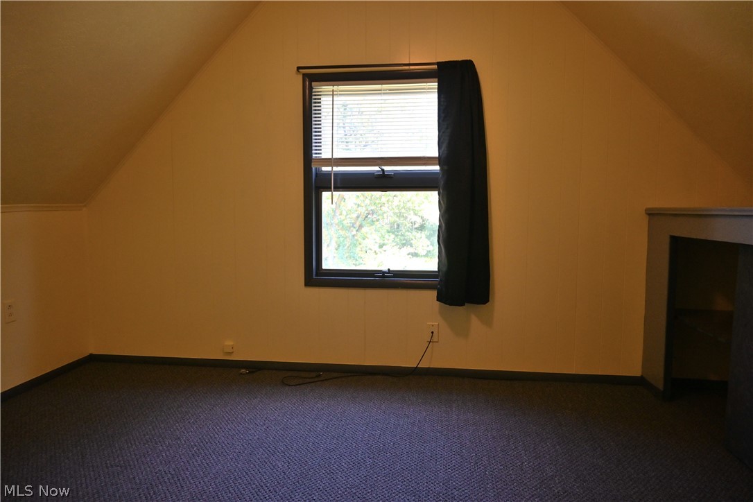 842 Day Street Property Photo 28