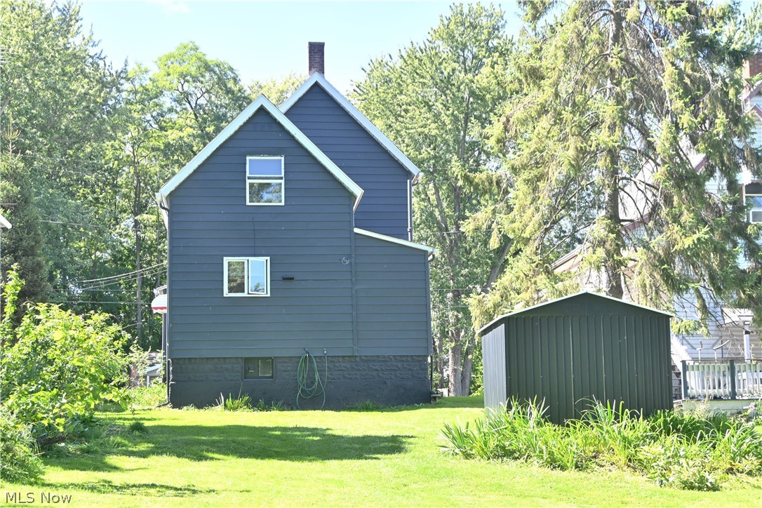 842 Day Street Property Photo 32