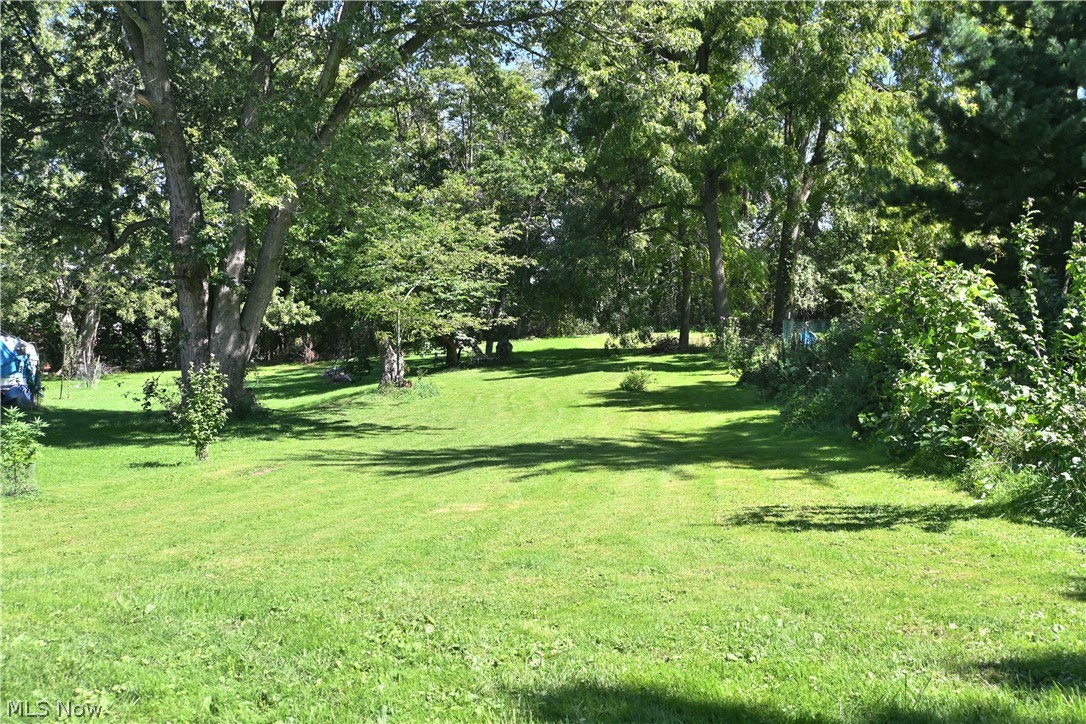 842 Day Street Property Photo 37