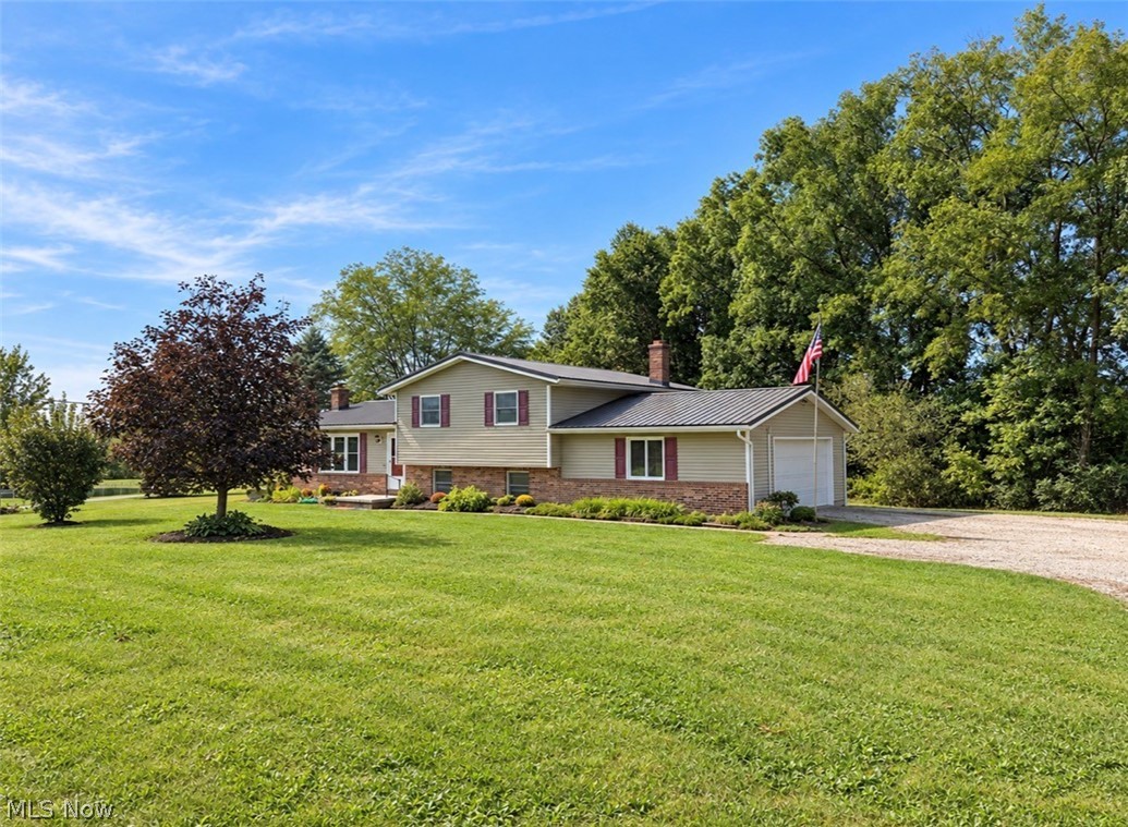 858 Township Road 875 Property Photo 1