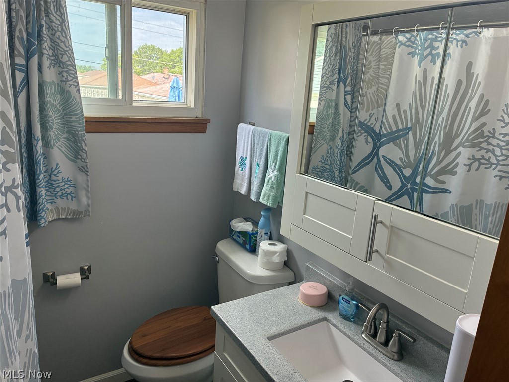 7270 Glenn Oval Drive Property Photo 18