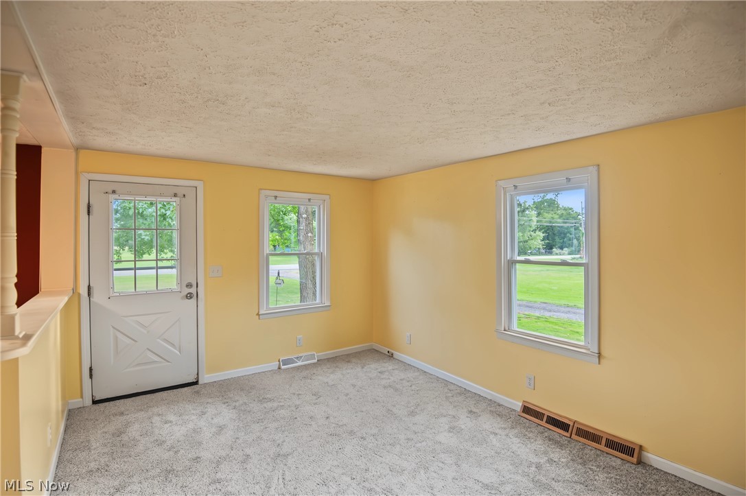 5540 Charleston Property Photo 6
