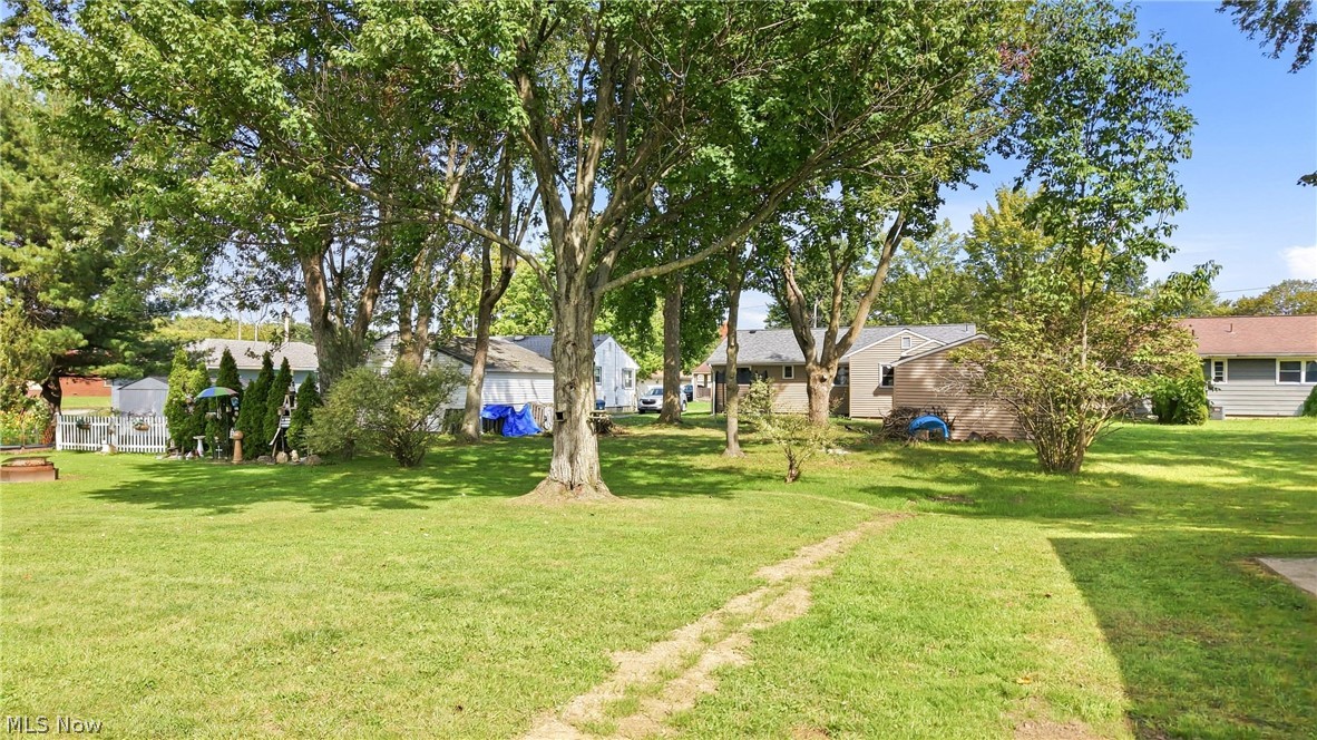 547 Gladys Street Property Photo 15