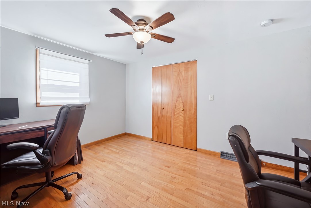 547 Gladys Street Property Photo 29