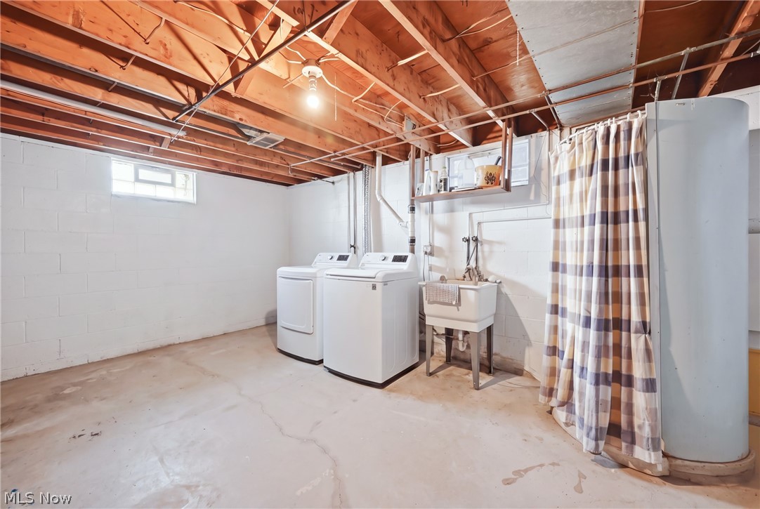 547 Gladys Street Property Photo 49